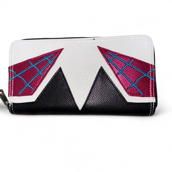 Marvel Women's Black, White, and Pink Wallet - Picture 3 of 4